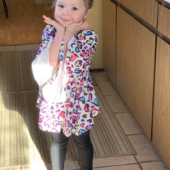 Meet your Posher, Emilee - Picture 4 of 4